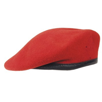 BW baret rood  gebruikt  610075I